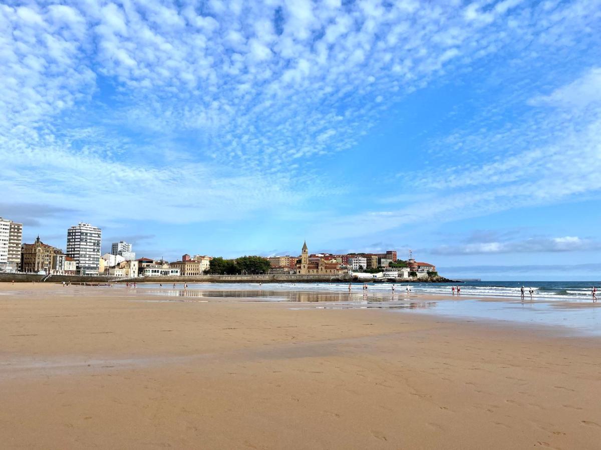 Atico Primera Linea Playa De San Lorenzo Gijón Buitenkant foto